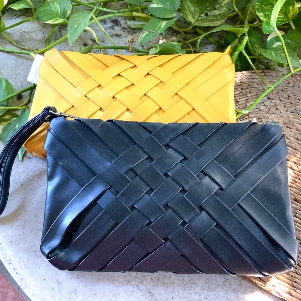 Stunning CLUTCH / SHOULDER BAGS ❤️NWT  TWO HANDBAGS BLACK & MUSTARD CHAIN STRAP - Picture 2 of 15